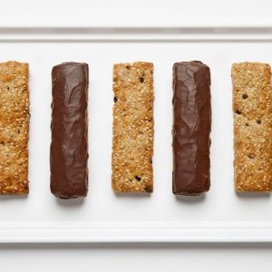 BARRITA HOJALDRE SESAMO CHOCO SIN AZUCAR
